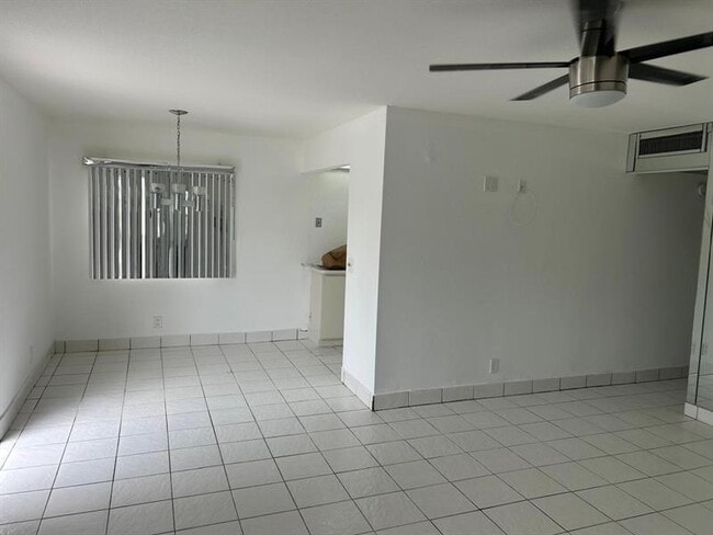 Photo - 133 Tuscany Ln Unit 133