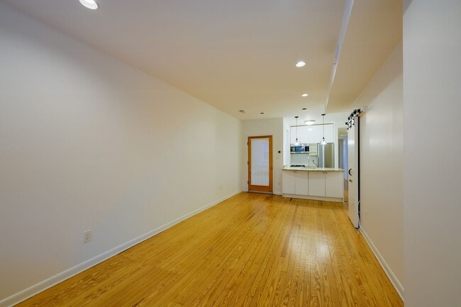 Photo - 1771 Swann St NW Unidad #1