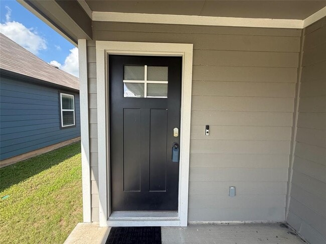Photo - 235 Sweetwater Crk Ln