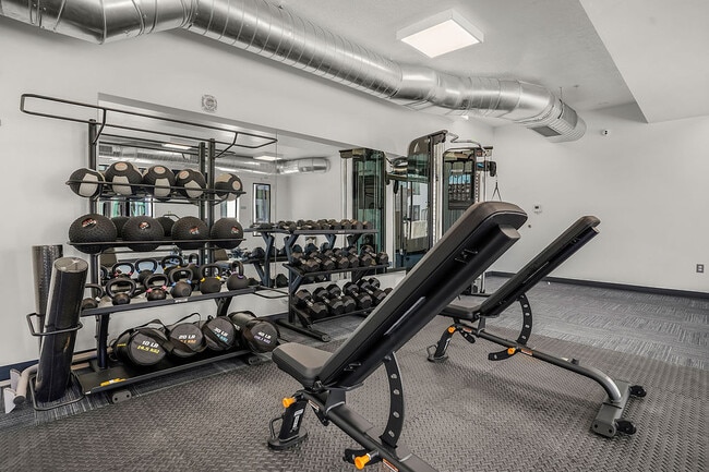 Gimnasio - 144 South Apartments