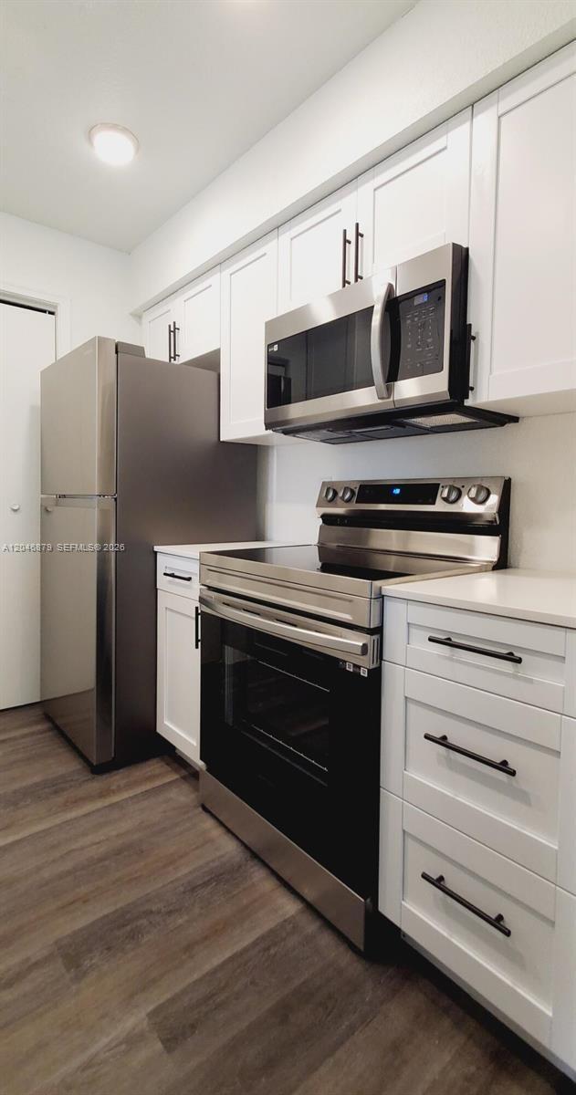 Photo - 927 Riverside Dr Unit 324