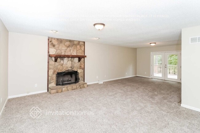 Photo - 4899 Hawk Trail