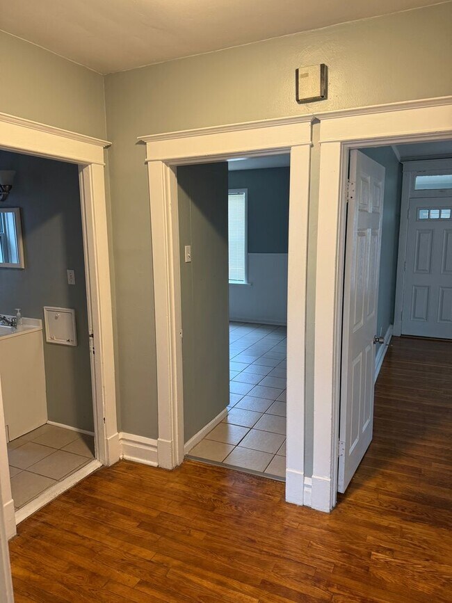 Photo - 5319 Sutherland Ave Unidad 5319 Sutherland 1st Fl