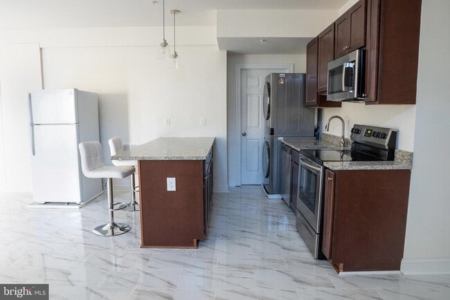 Photo - 21 Old Bonifant Rd Unidad BASEMENT APARTMENT