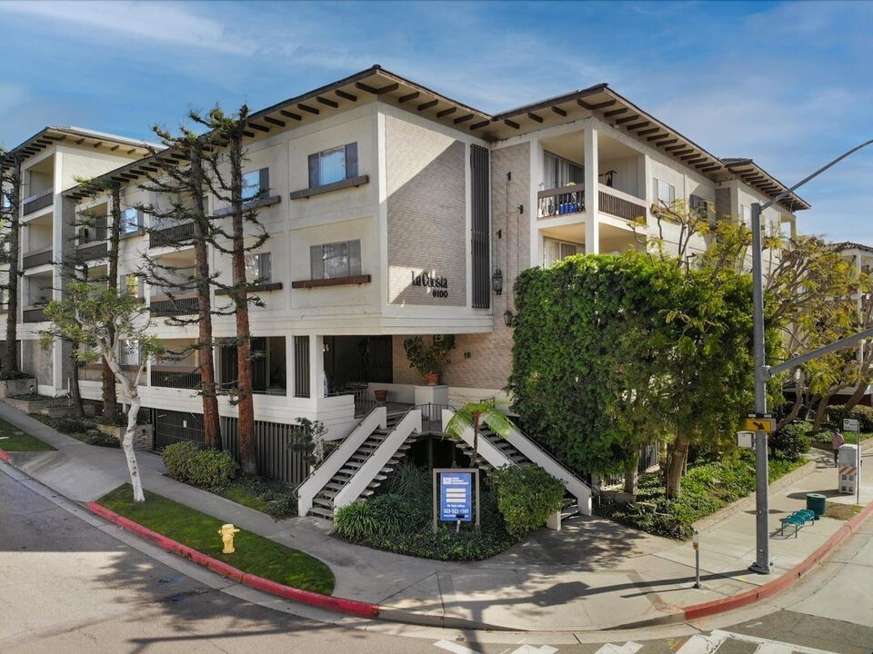 Photo - 6100 Buckingham Pkwy Apartamento Unidad 306
