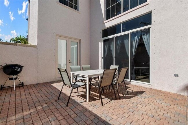 Photo - 82 Stoney Dr