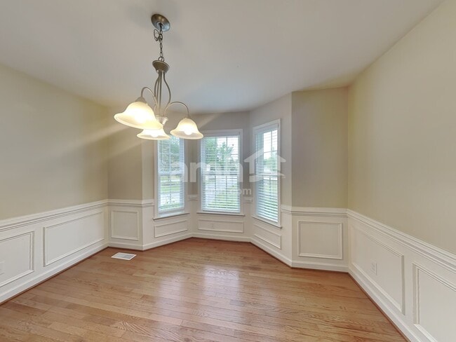 Photo - 163 Bluestone Dr