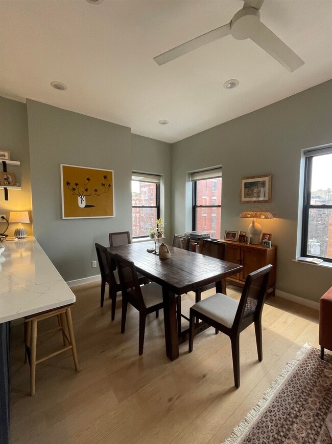 Photo - 354 Grove St Unit # 4A