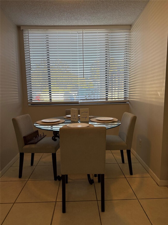 Photo - 3300 NW 46th St