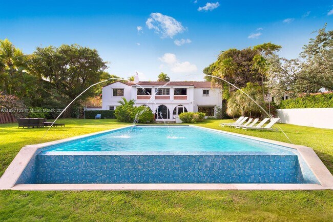 Photo - 4745 Pine Tree Dr