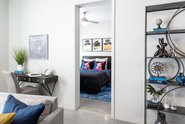 2424 TULANE