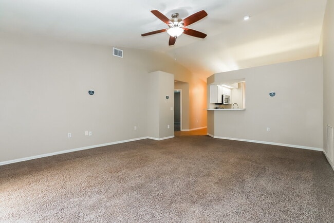 Photo - 5865 Daughtery Downs Loop