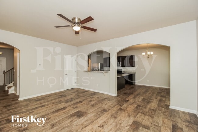 Photo - 153 Southwind Cir