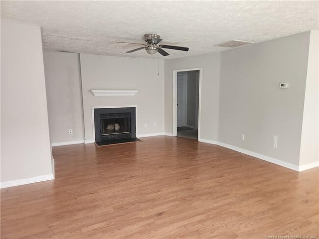 Photo - 5598 Quietwood Pl