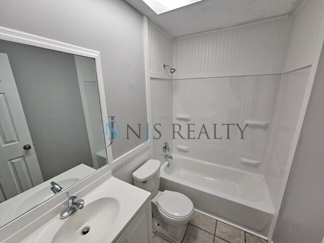 Photo - 8342-8344 Afton Unidad 8344 Afton