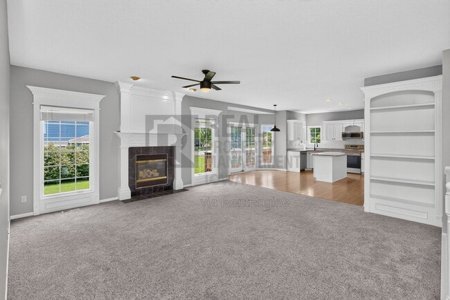 Photo - 2305 NE Hanover Ct