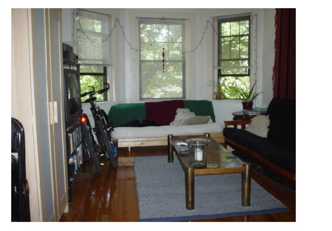 Photo - 1135 Commonwealth Ave