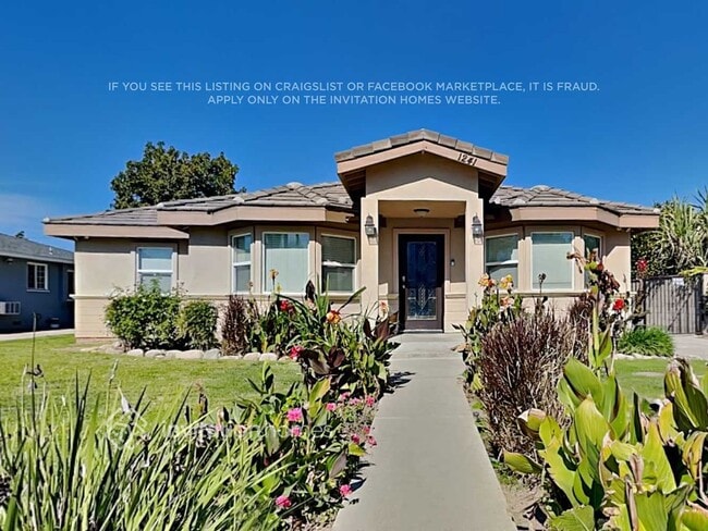 Building Photo - 1241 E Herring Ave