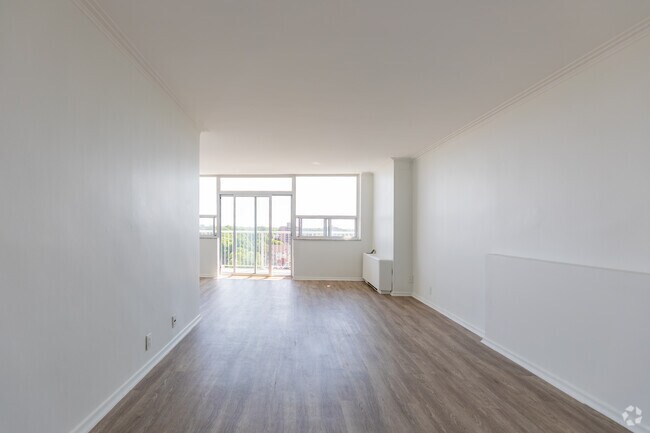 2BR, 2BA - Living Room