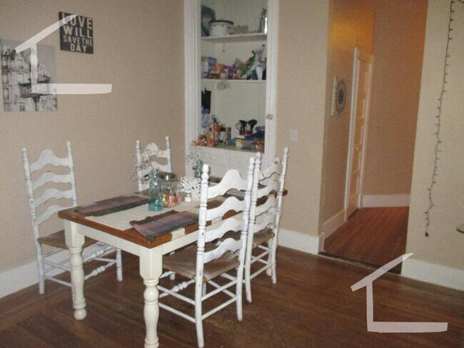 Photo - South Huntington 3-Bed