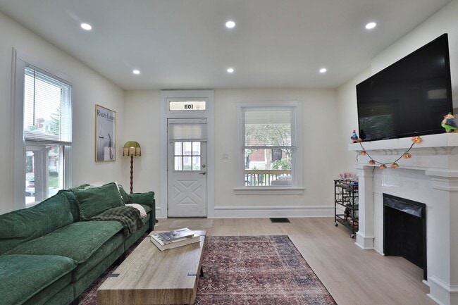 Photo - 103 Frambes Ave