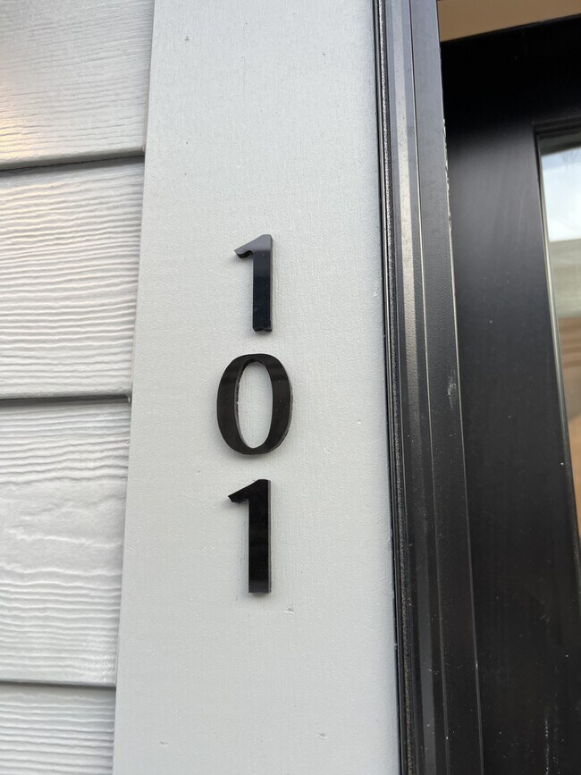 Photo - 158 Everett St Unidad #101