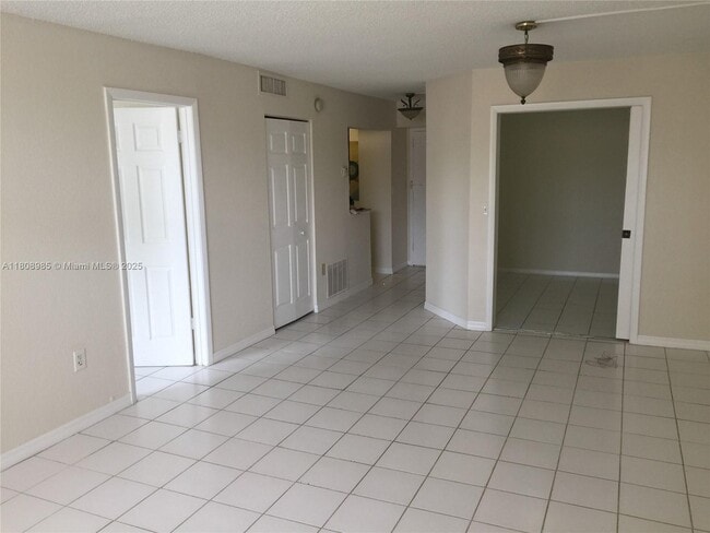 Building Photo - 1251 NE 108th St Unit 106 Rental