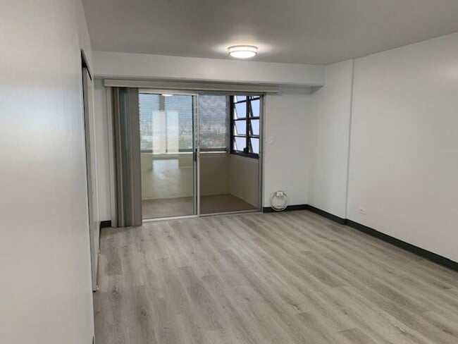 Photo - Hi-Sierra Apts - 2 bedrooms, 2 bath unit w/ 1 assigned parking stall - Avail now