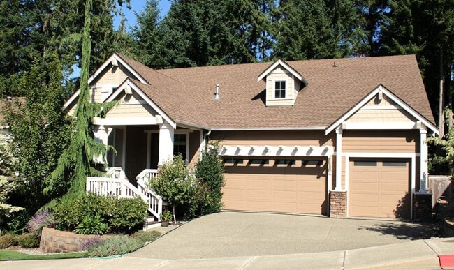 Building Photo - Spacious Luxury Home in Gated Community Ne...