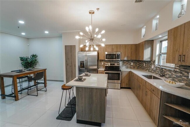 Photo - 3302 S Sugar Rd Unit B