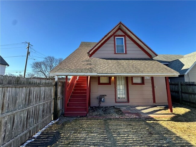 311 E Market St Ext