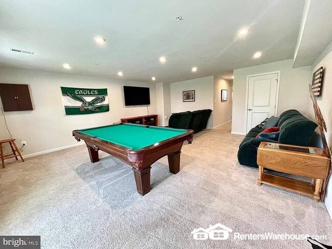 Photo - 2824 Shaws Rd