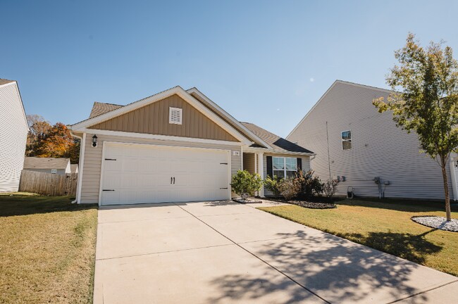 Photo - 130 Trailwood Ct