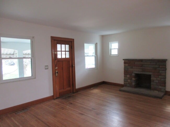 Photo - 4501 Packard St Unidad 4501 Packard Street