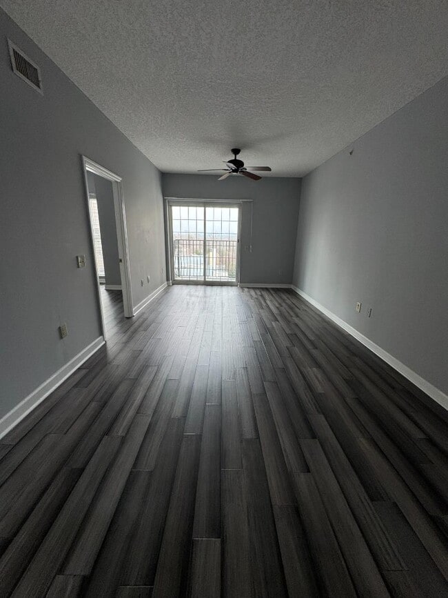 Photo - 195 14th St NE