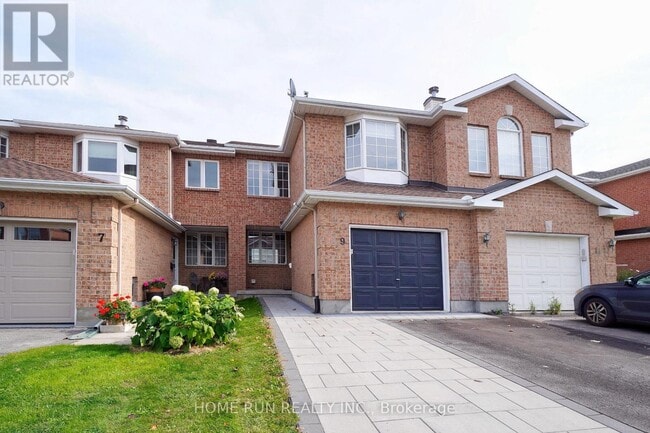 Photo - 9 Angus Dr