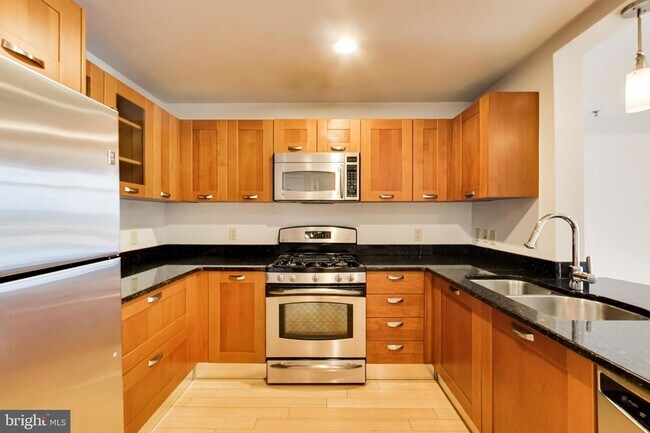 Photo - 5750 Bou Ave Unidad 713