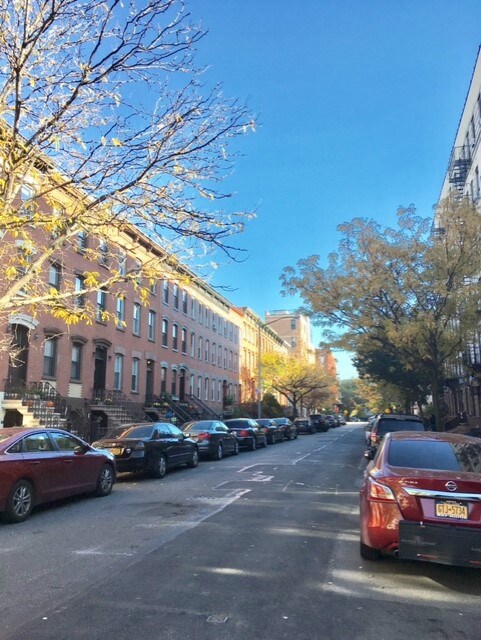 424 East 118th Street