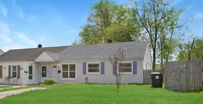 Building Photo - 301 Sheridan Dr Rental