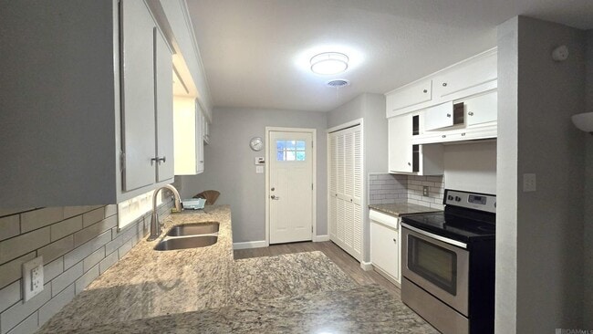 Photo - 344 Burgess Pl