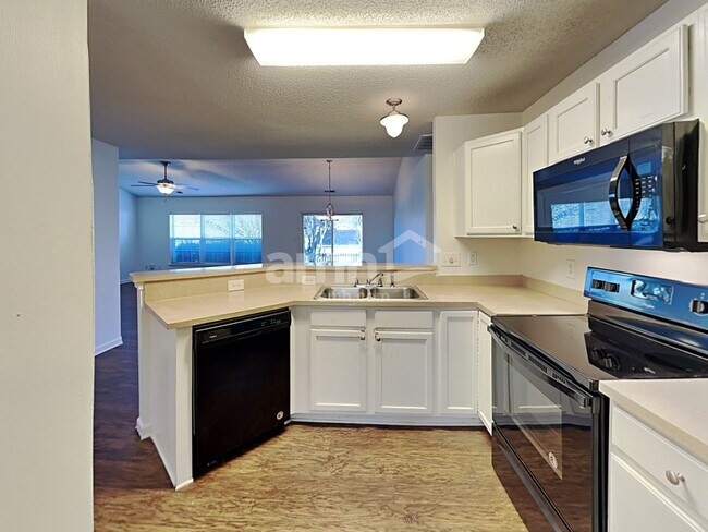 Photo - 2817 Granstark Ct