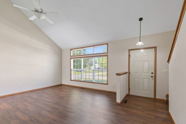 Photo - 3823 Ashwinton Way