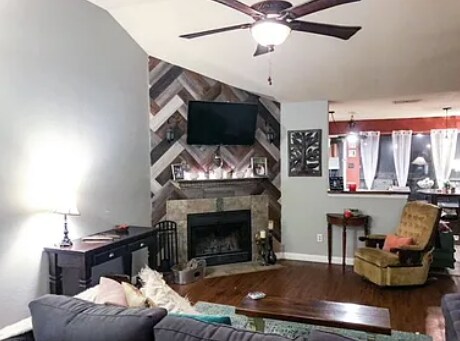 Photo - 3012 Hilltop Dr