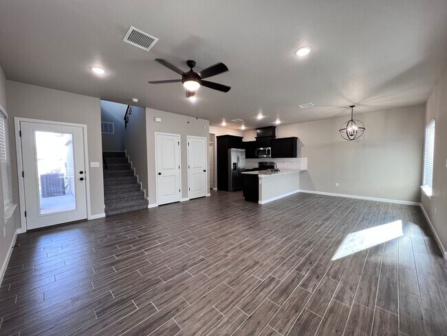 Photo - Upper Valley 3 Bedroom 2.5 Bath Townhome