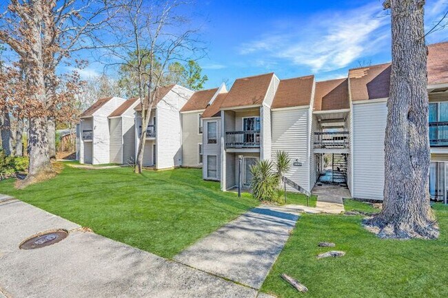 Photo - 2247 Sedgwick St Unit D