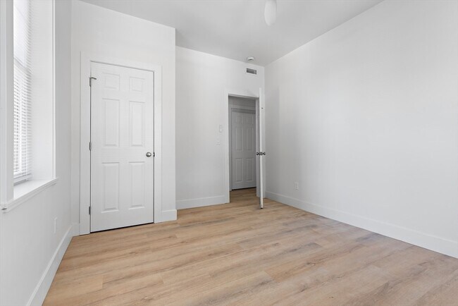 Photo - 8 Kenwood St Unidad 8