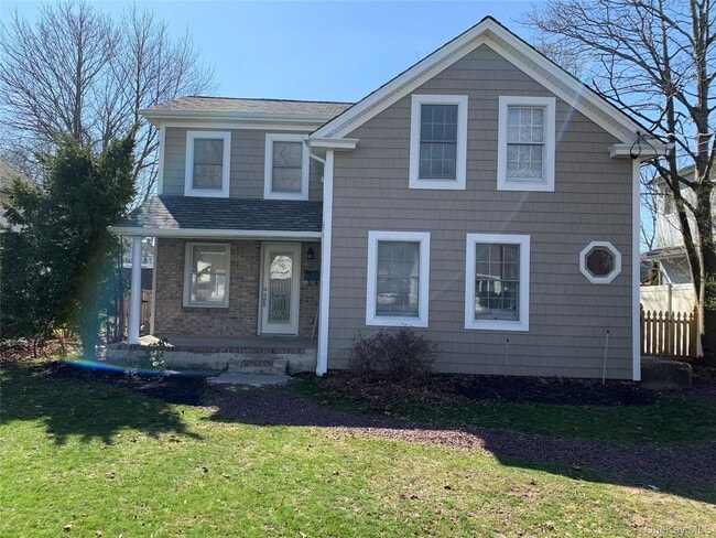 Photo - 74 Tyler Ave