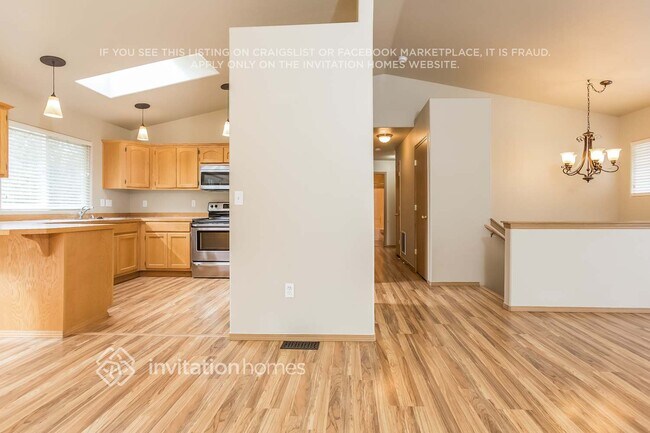 Photo - 7400 46th Pl NE