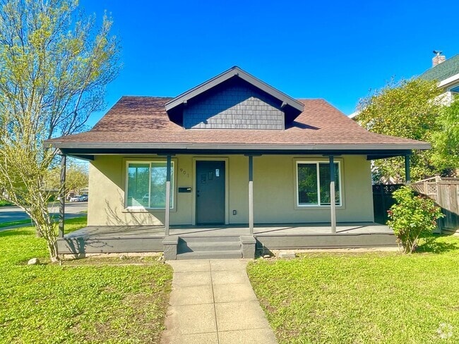 Building Photo - Completely Renovated Rental