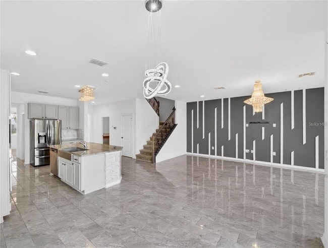 2556 Leyland Cypress Ln